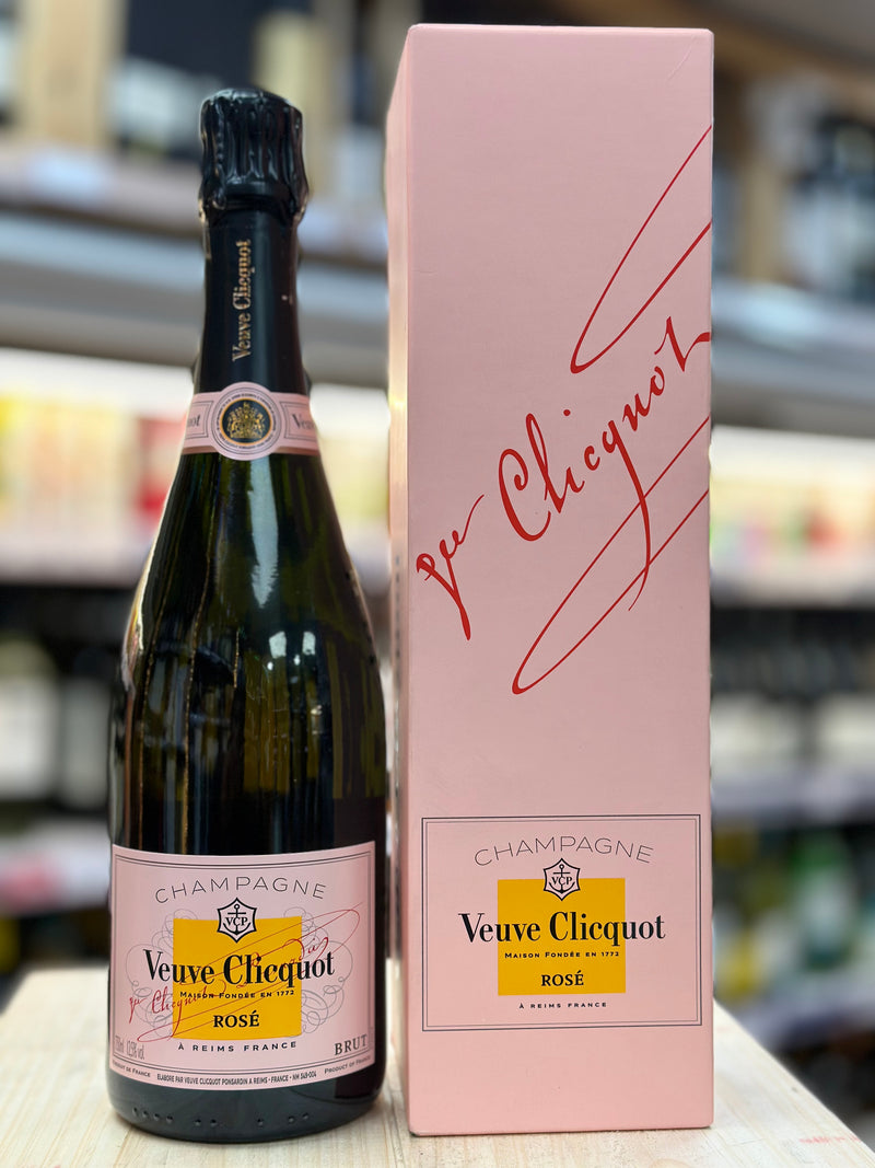 Veuve Cliquot Rose Brut Champagne 75cl