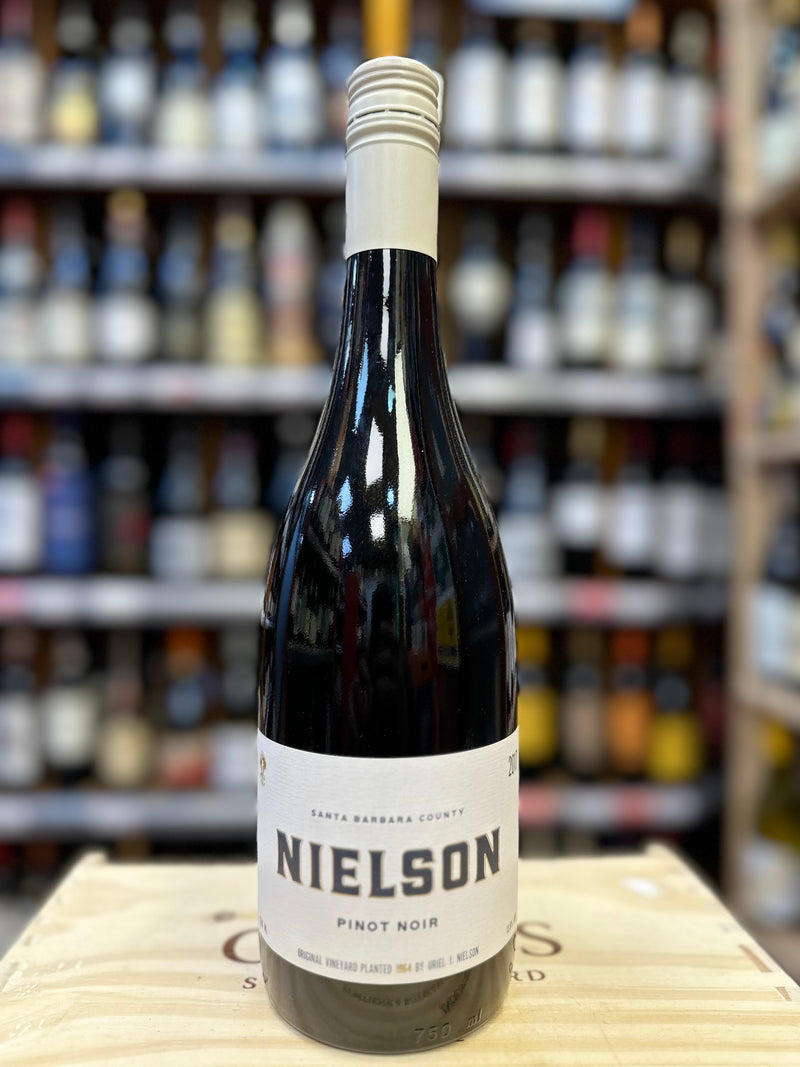 Nielson Santa Barbara County Pinot Noir 75cl